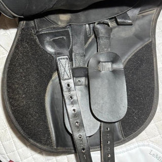 Thorowgood T4 MGP GP Black 17" ADJ 7 | Saddles Direct