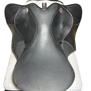 Thorowgood T4 MGP GP Black 17" ADJ 6 | Saddles Direct