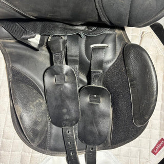 Thorowgood T4 MGP Standard GP Black 17.5" ADJ 8 | Saddles Direct