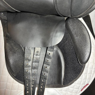 Thorowgood T4 Original High Wither HGP GP Black 17" ADJ 8 | Saddles Direct