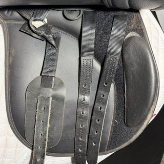 Thorowgood T8 Cob MGX GP Black 17.5" ADJ 8 | Saddles Direct