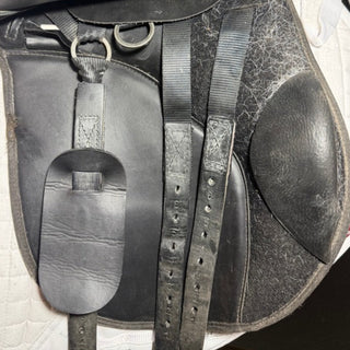 Thorowgood T8 Cob MGX GP Black 17.5" ADJ 8 | Saddles Direct