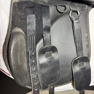 Thorowgood T8 Cob MGX GP Black 17.5" ADJ 7 | Saddles Direct