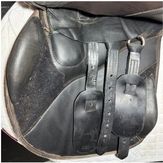 Thorowgood T8 Jump MJJ Brown 17.5" ADJ 7 | Saddles Direct