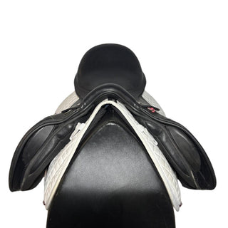 Thorowgood T8 LWG Low Wither GP Black 17.5" ADJ 3 | Saddles Direct