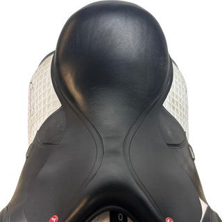 Thorowgood T8 LWG Low Wither GP Black 17.5" ADJ 4 | Saddles Direct