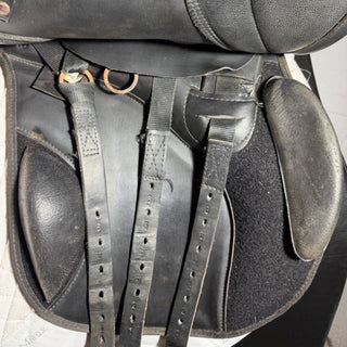 Thorowgood T8 MGC Compact GP Black 17.5" ADJ 8 | Saddles Direct