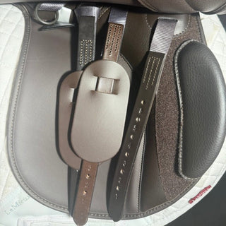 Thorowgood T9 Low Wither LWG GP Brown 17.5" ADJ 8 | Saddles Direct