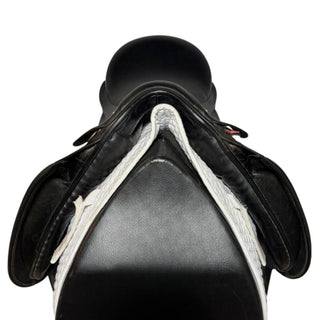 UK Saddles Dressage Black 17.5" W 3 | Saddles Direct