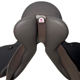 Wintec 500 All Purpose GP Brown 17" ADJ 9 | Saddles Direct