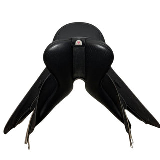 Wintec 500 All Purpose GP Cob/Wide Black 17" ADJ 9 | Saddles Direct