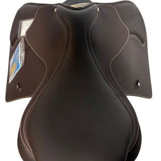 Wintec 500 CC Jump Brown 17" ADJ 6 | Saddles Direct