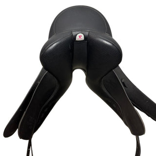 Wintec 500 Dressage Black 17.5" ADJ 9 | Saddles Direct