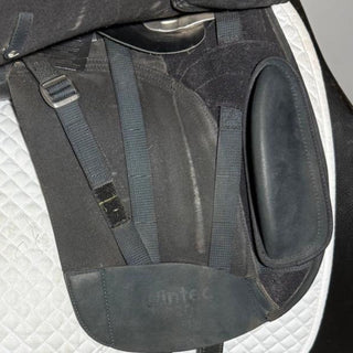Wintec Pro Wide/Cob Dressage Black 17.5" ADJ 8 | Saddles Direct
