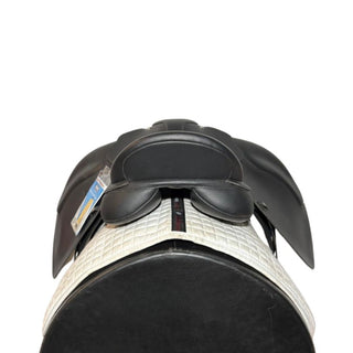 Wintec Wide All Purpose GP Black 16.5" ADJ 5 | Saddles Direct