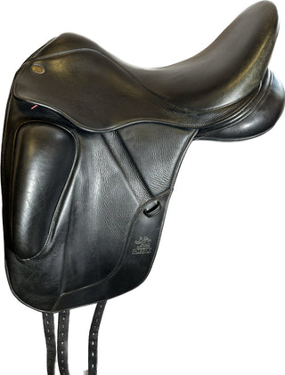 17" Fairfax Gareth Dressage MDG Black 17" 1 - Saddles Direct