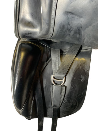 Black Farrington Centerline Dressage Black 17.5" MW 2 - Saddles Direct